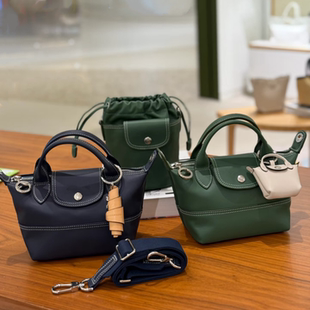 外单王曼昱同款烧麦水桶包饺子包女斜挎包小号单肩包通勤腋下包