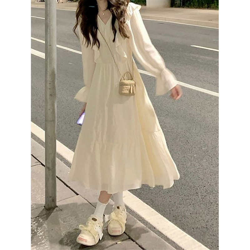 温柔风初恋裙收腰法式高级感奶甜裙子超仙仙女甜美秋季连衣裙