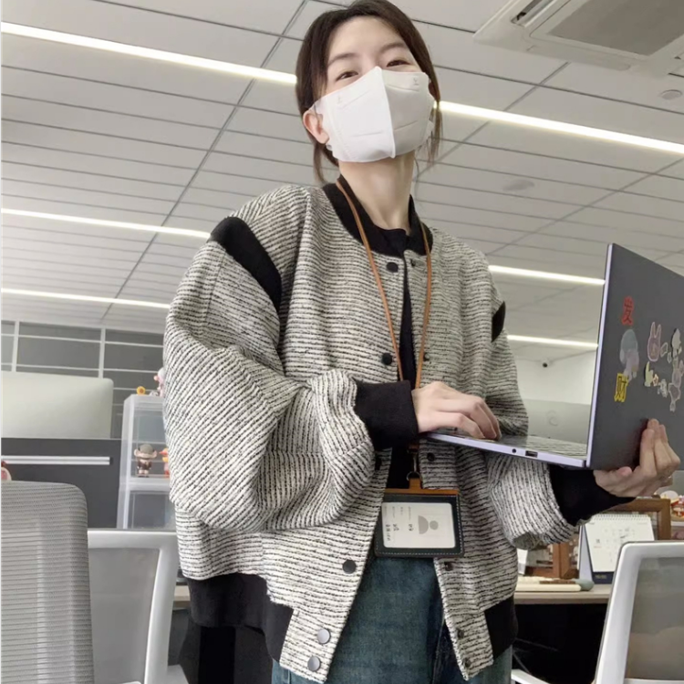 已出货秋冬装新款大码女装飞行员夹克冷淡系慵懒风棒球服外套