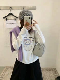 小羊宝宝减龄韩版时尚百搭圆领长袖T恤女宽松显瘦磨毛棉打底纯白