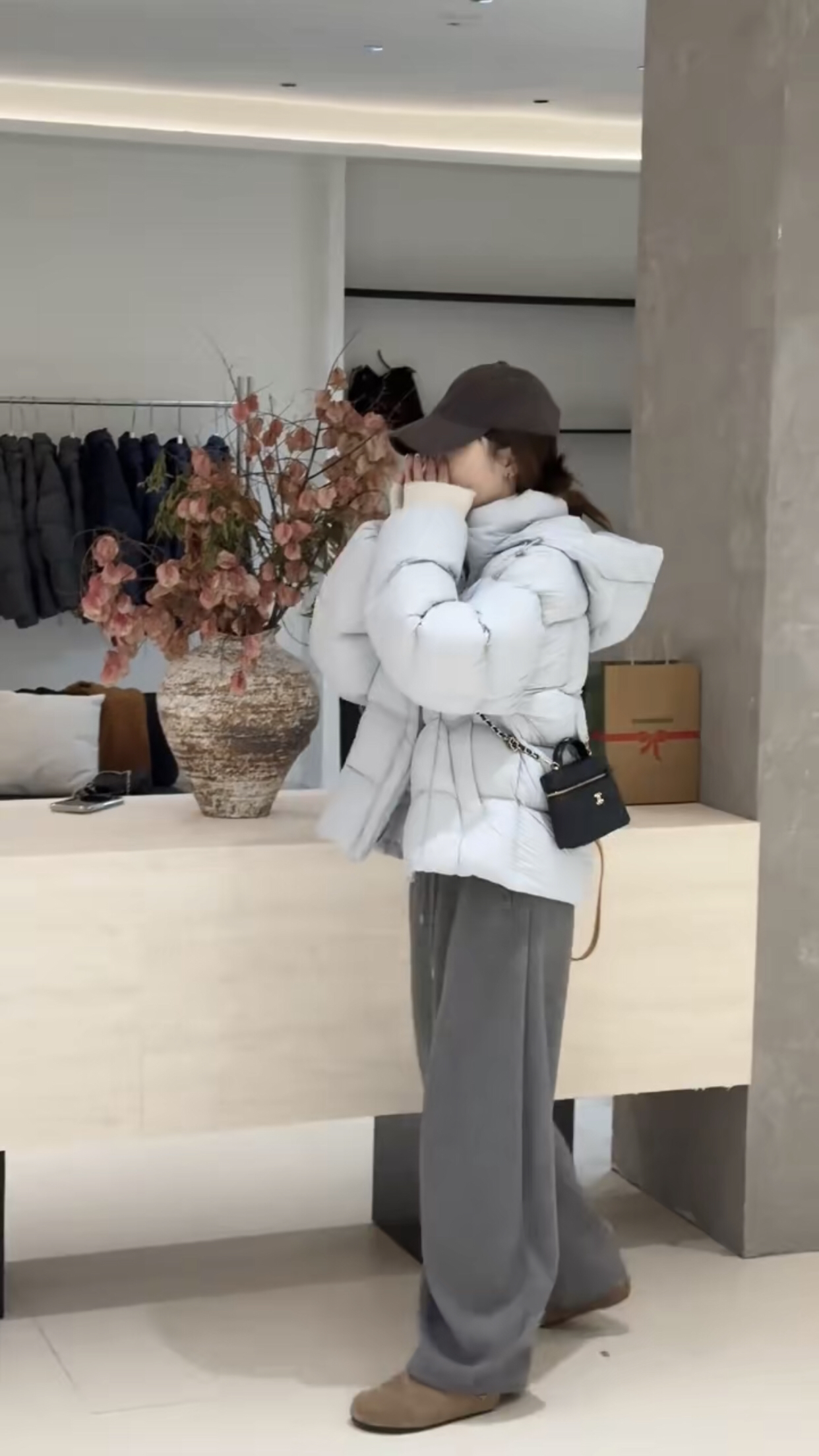 短款连帽羽绒服女2026冬新款设计感高级轻薄色系纯小个子修身外套,女装/女士精品,羽绒服,淘宝优惠券,粉丝福利购,淘宝优惠卷