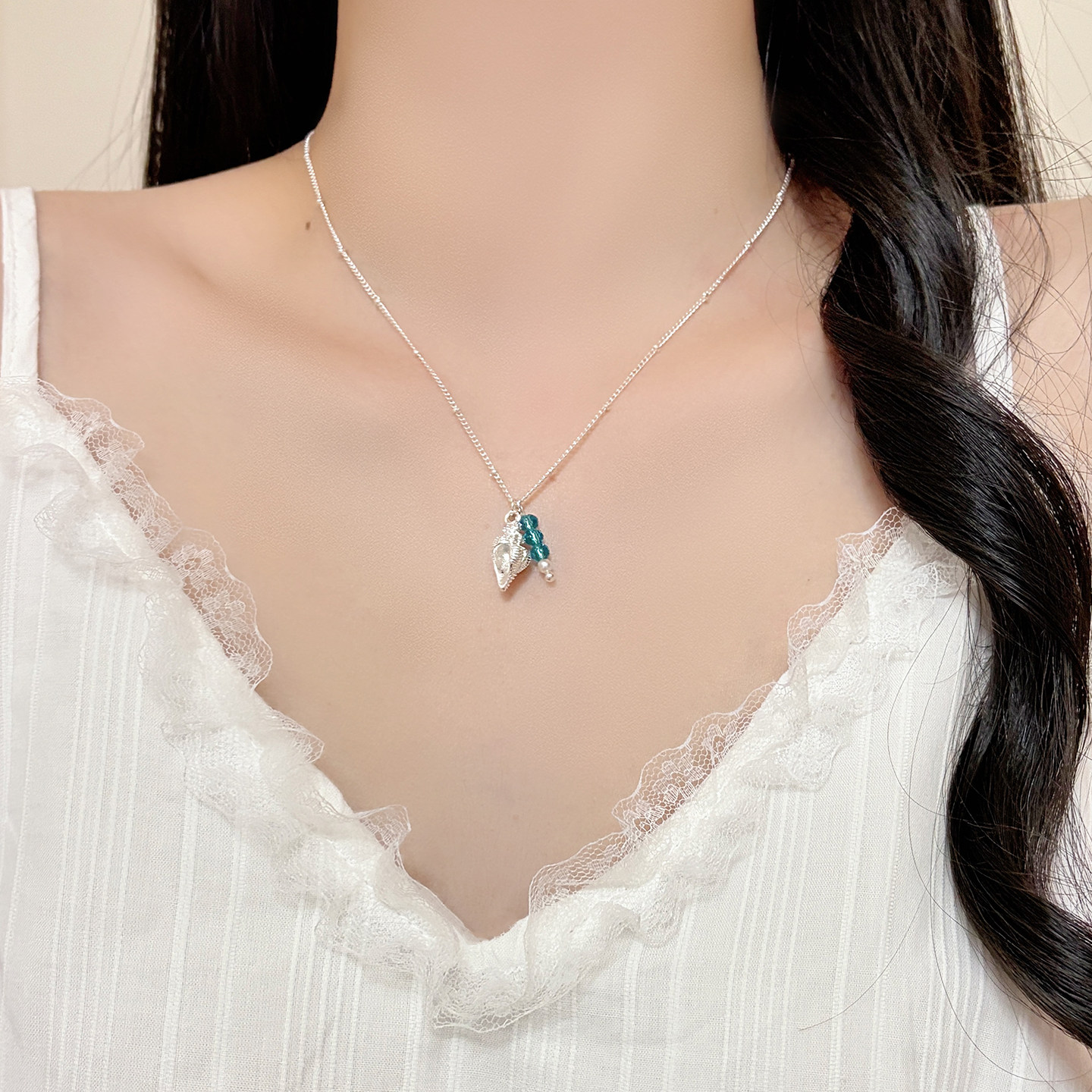 海蓝宝海螺串珠吊坠项链女小清新轻奢小众锁骨链设计感百搭颈链