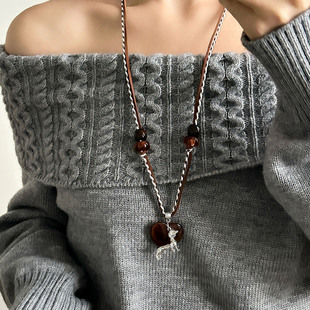 2025新款 高级感毛衣链气质配饰 小众百搭琉璃爱心小狗吊坠项链长款