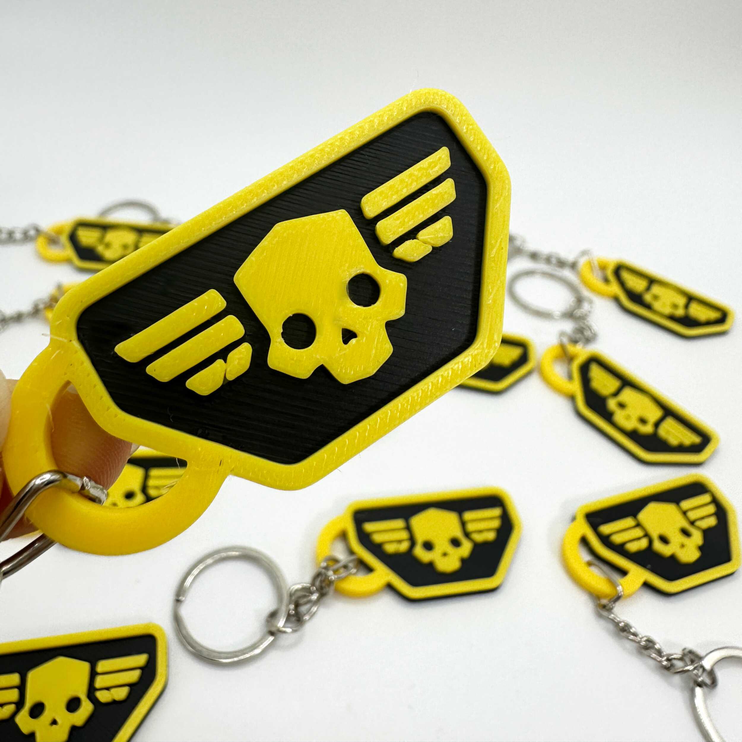 游戏周边骷髅头地狱潜兵2钥匙扣