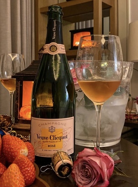 法国进口行货 Veuve Clicquot Rose凯歌皇牌桃红香槟起泡酒