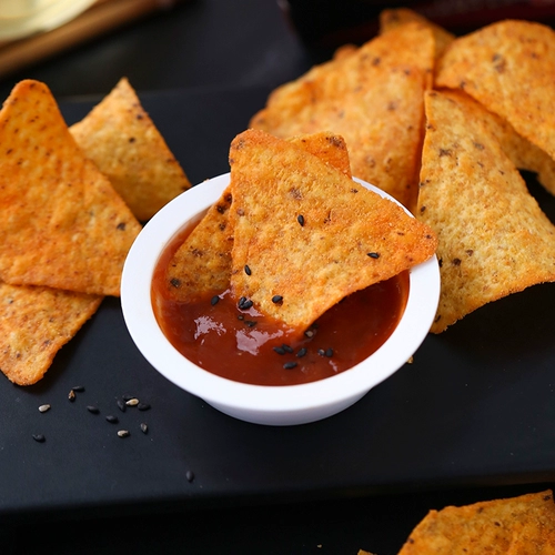 Южная Корея Дори Дуози окунули кукурузные ломтики, мульти -силосовый соус, кукурузы с полиззой, окунутые в соус картофельные чипсы