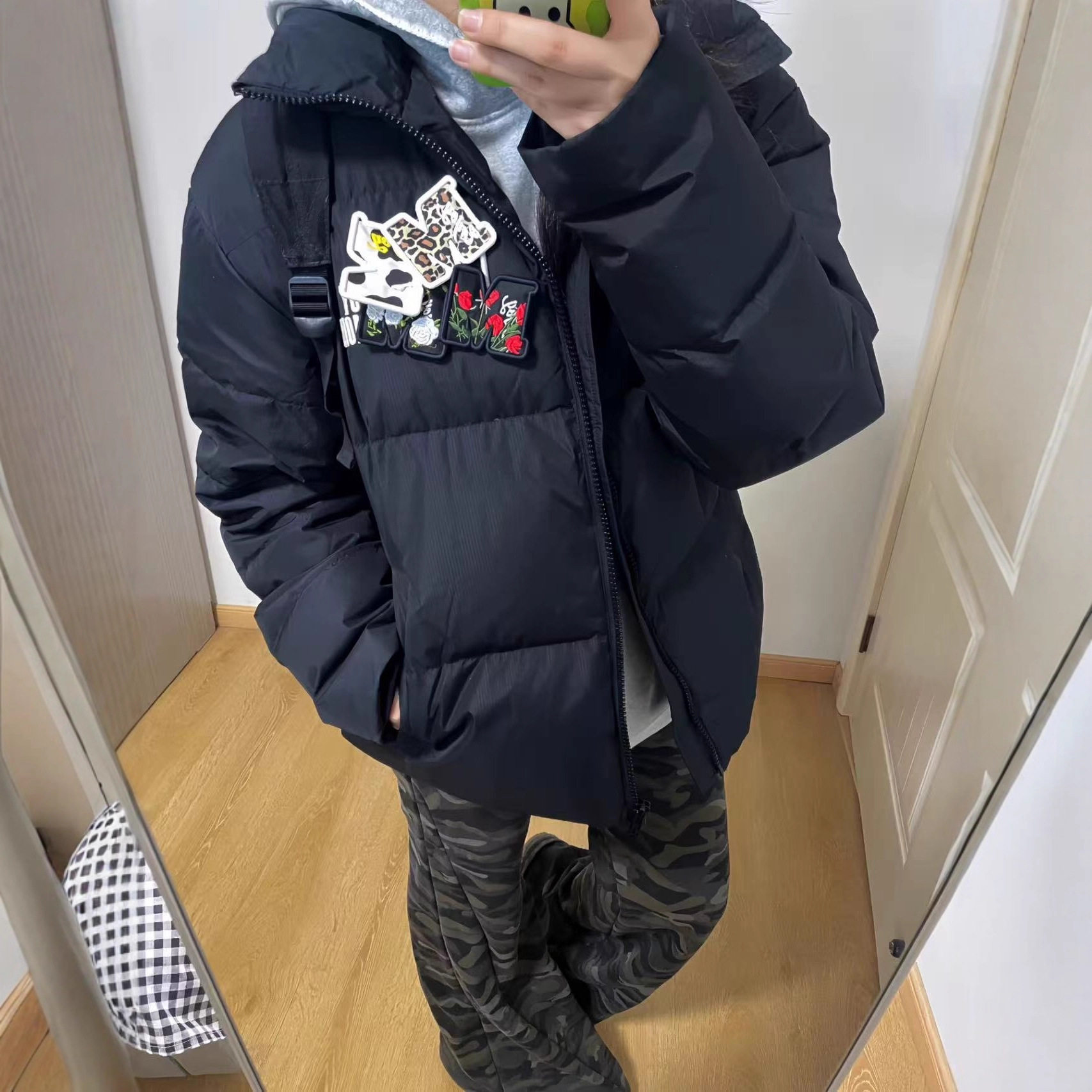 MEDM立领魔术贴休闲羽绒服