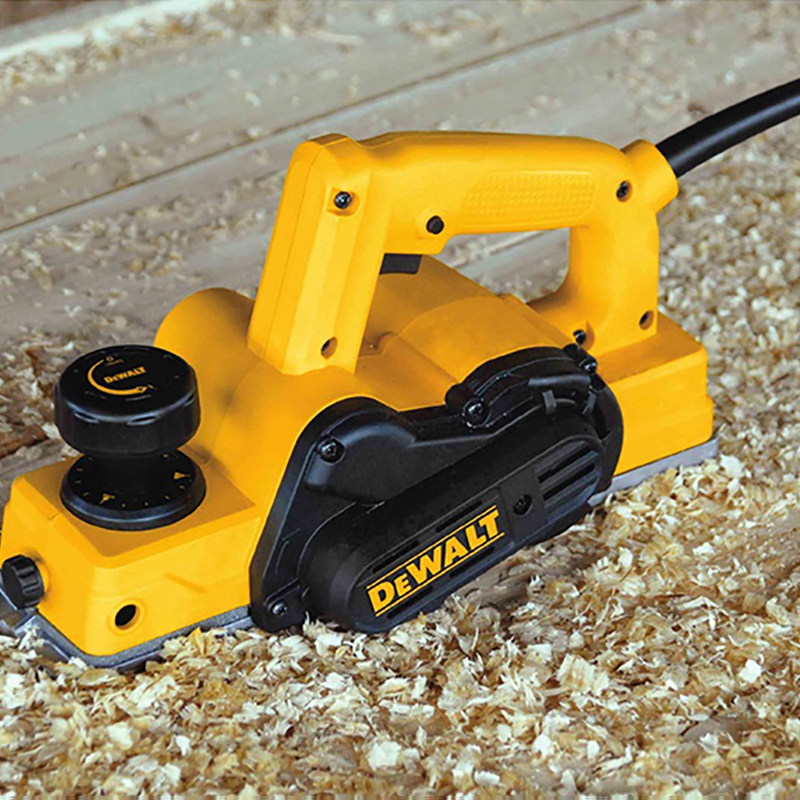 得伟木工手电刨手推式木工刨木机d26676家用手提刨82mm小型电刨子