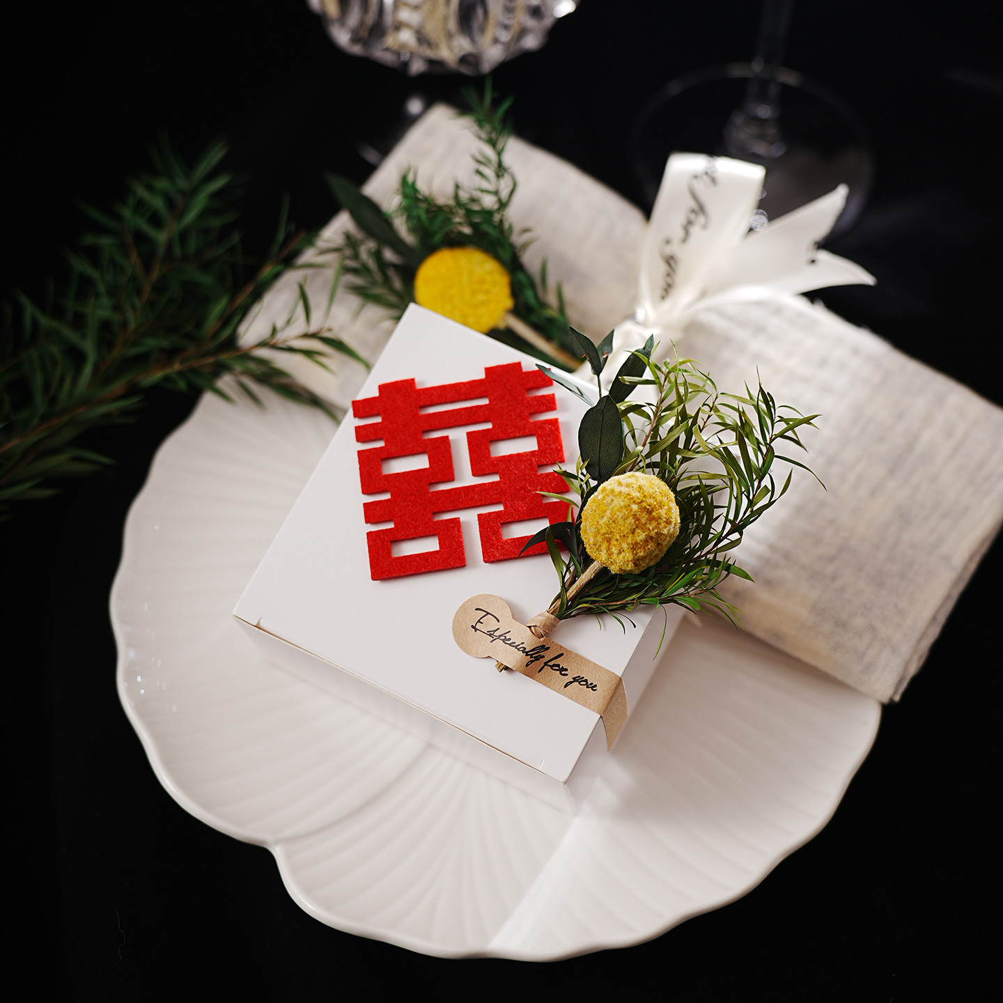 新款糖盒喜糖盒欧式简约风格结婚高级感小众轻奢婚礼伴手礼盒空盒