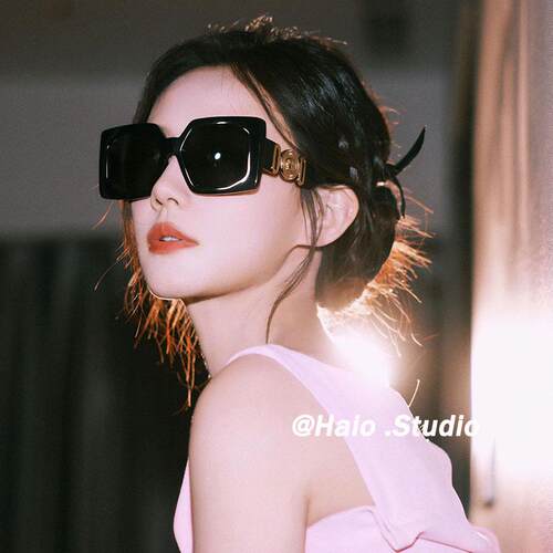 李一桐同款大方框墨镜女高级感