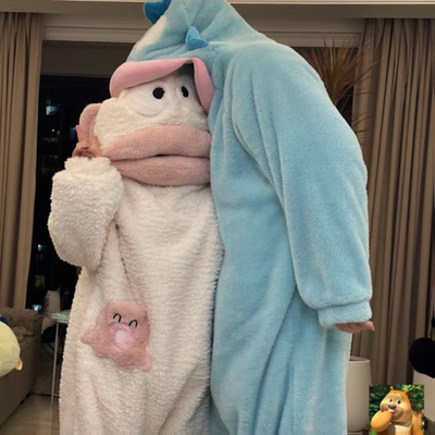 丑鱼连体睡衣女款秋冬季珊瑚绒加厚情侣搞怪男款成人一体式家居服