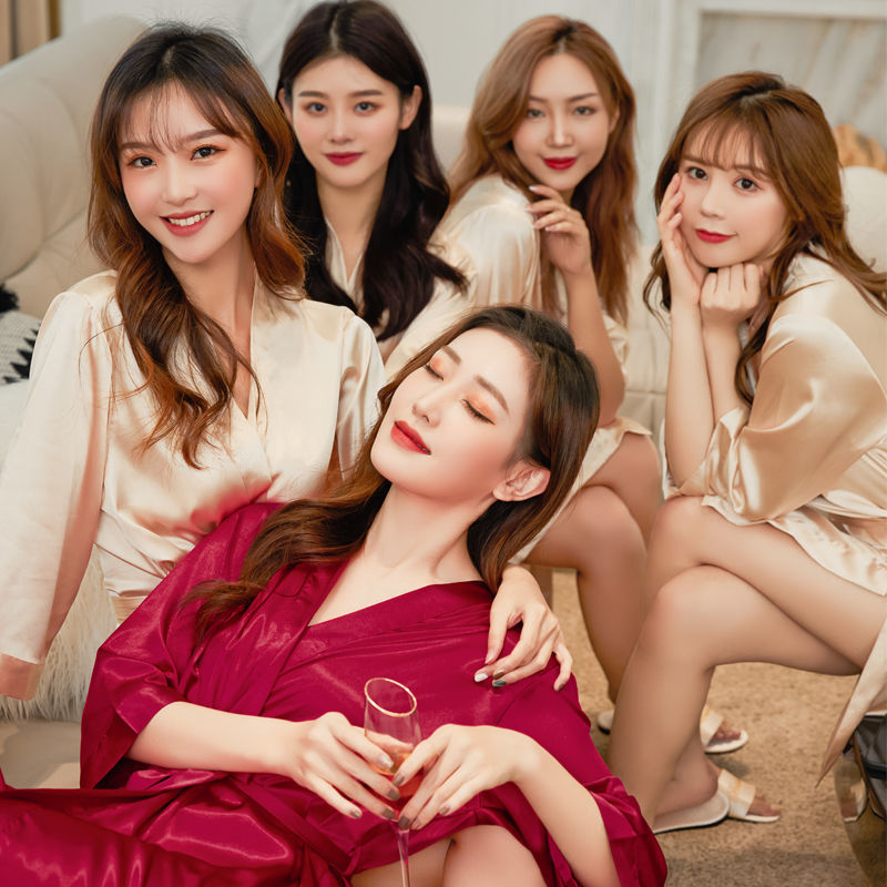 婚礼晨袍女新娘伴娘团冰丝结婚化妆睡袍红色睡衣丝绸长款夏季薄款