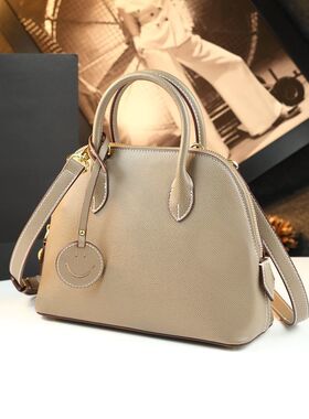 2025新款时尚感女包单肩手提包简约贝壳包通勤百搭真皮斜挎包