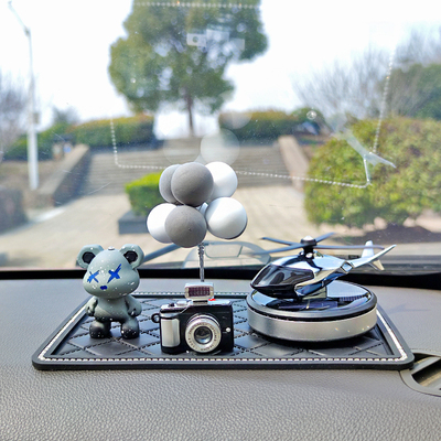 暴力熊车载摆件香水香薰太阳能