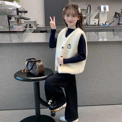 女童马甲秋冬款2025新款儿童网红洋气时髦加绒加厚女孩冬装三件套