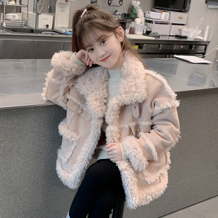 女童外套2026新款秋冬装儿童网红洋气时髦一体绒加厚女孩爆款大衣