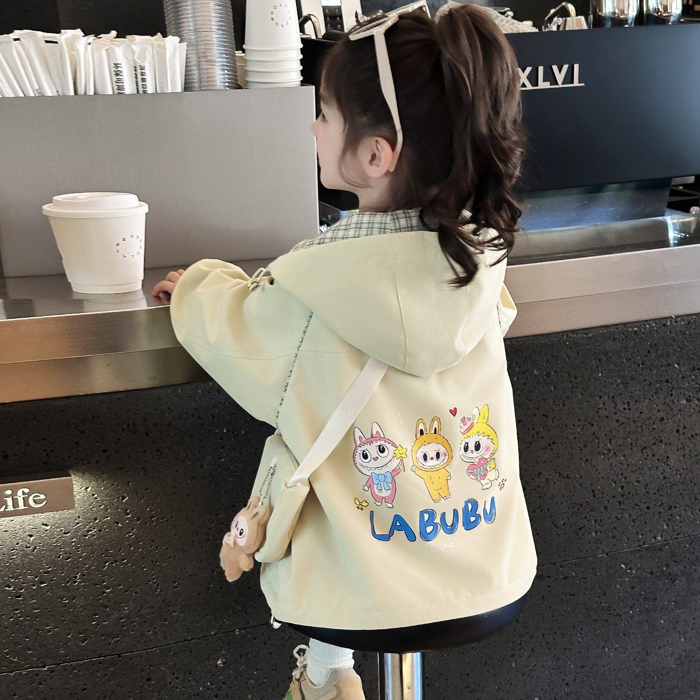 女童外套2025新款秋装儿童洋气时髦夹棉加厚冲锋衣女孩秋冬款夹克