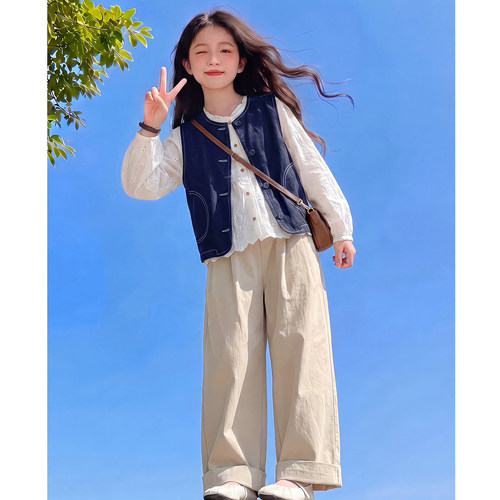 女童套装2026新款秋装儿童时髦洋气衬衫马甲三件套女孩春秋款衣服