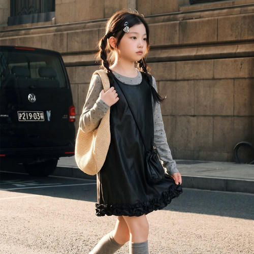 女童秋套装2026新款儿童时髦韩版潮流网红皮裙两件套春秋女孩衣服