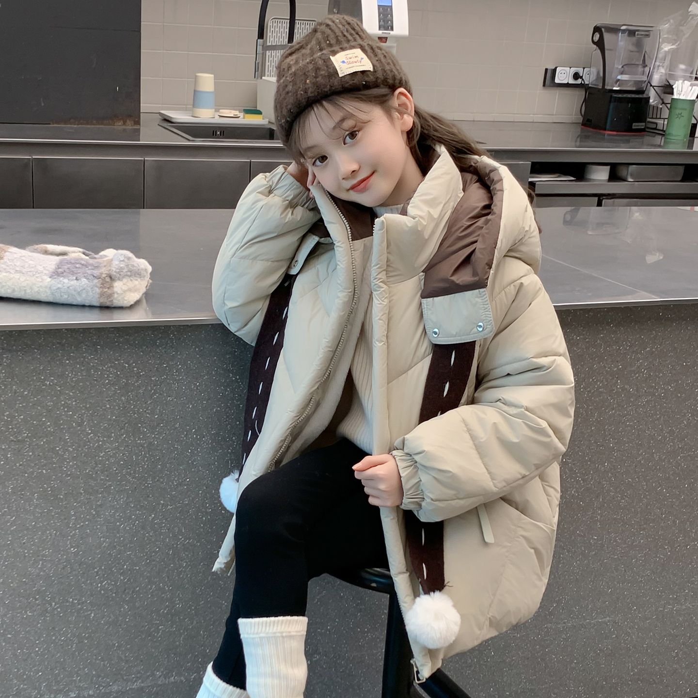 女童棉服2025新款冬装儿童网红洋气加厚羽绒薄款外套女孩冬季棉袄