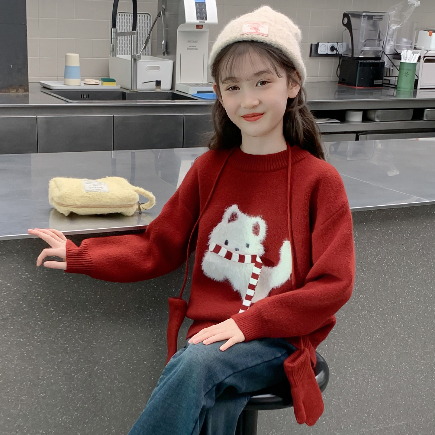 女童毛衣冬款2025新款儿童洋气时髦加厚爆款过年上衣女孩红色冬装