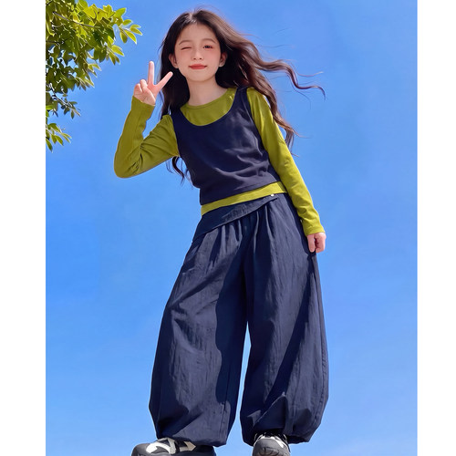 女童秋套装2026新款儿童网红洋气时髦休闲工装女孩秋装时尚两件套