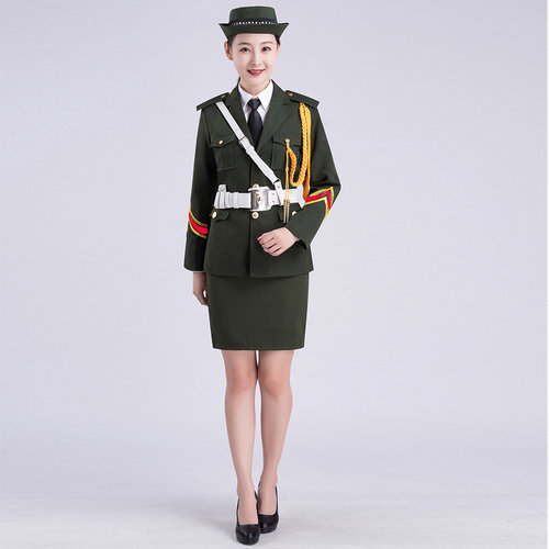 学生班服护卫队升旗手