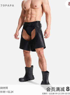 TOMATOPAPA欧美纯色PU皮开裆中裤性感演艺紧身系扣镂空仿皮短裤