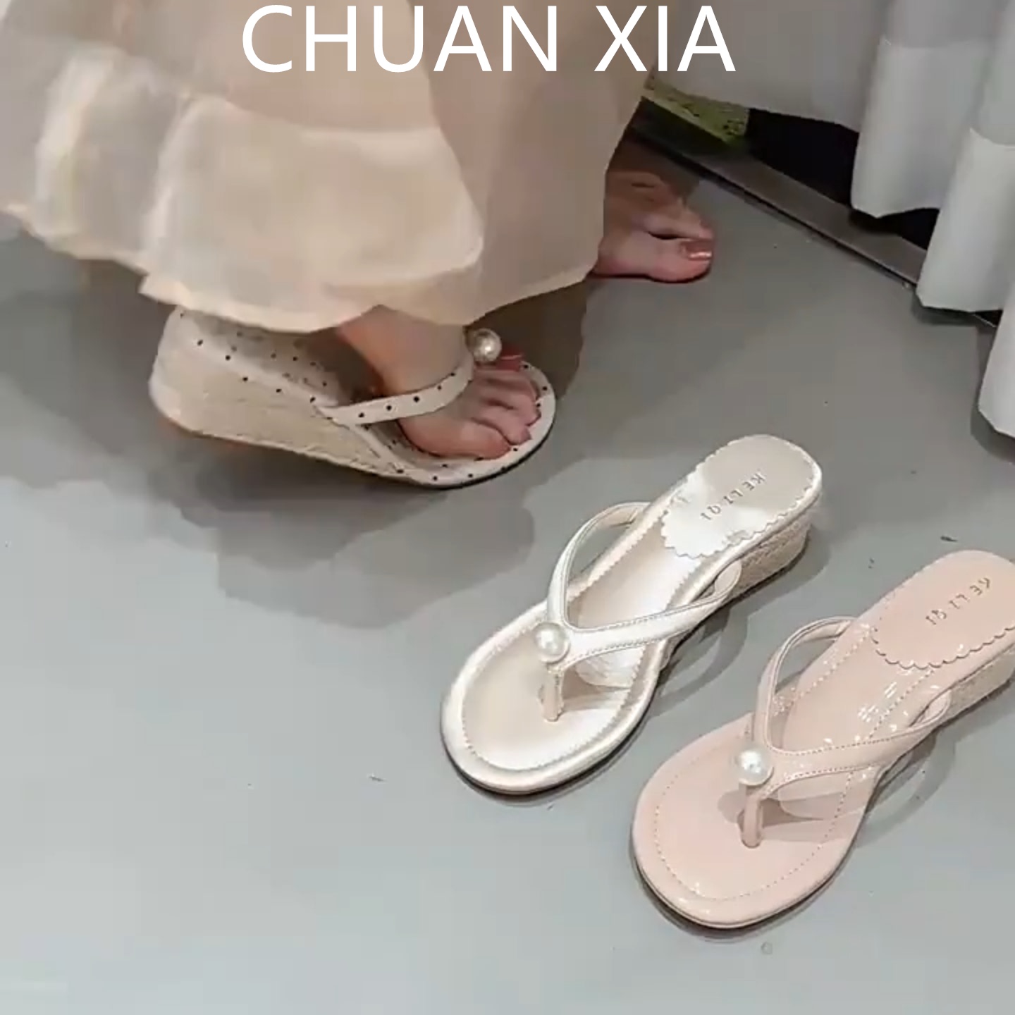 羊皮版~度假风珍珠草编凉