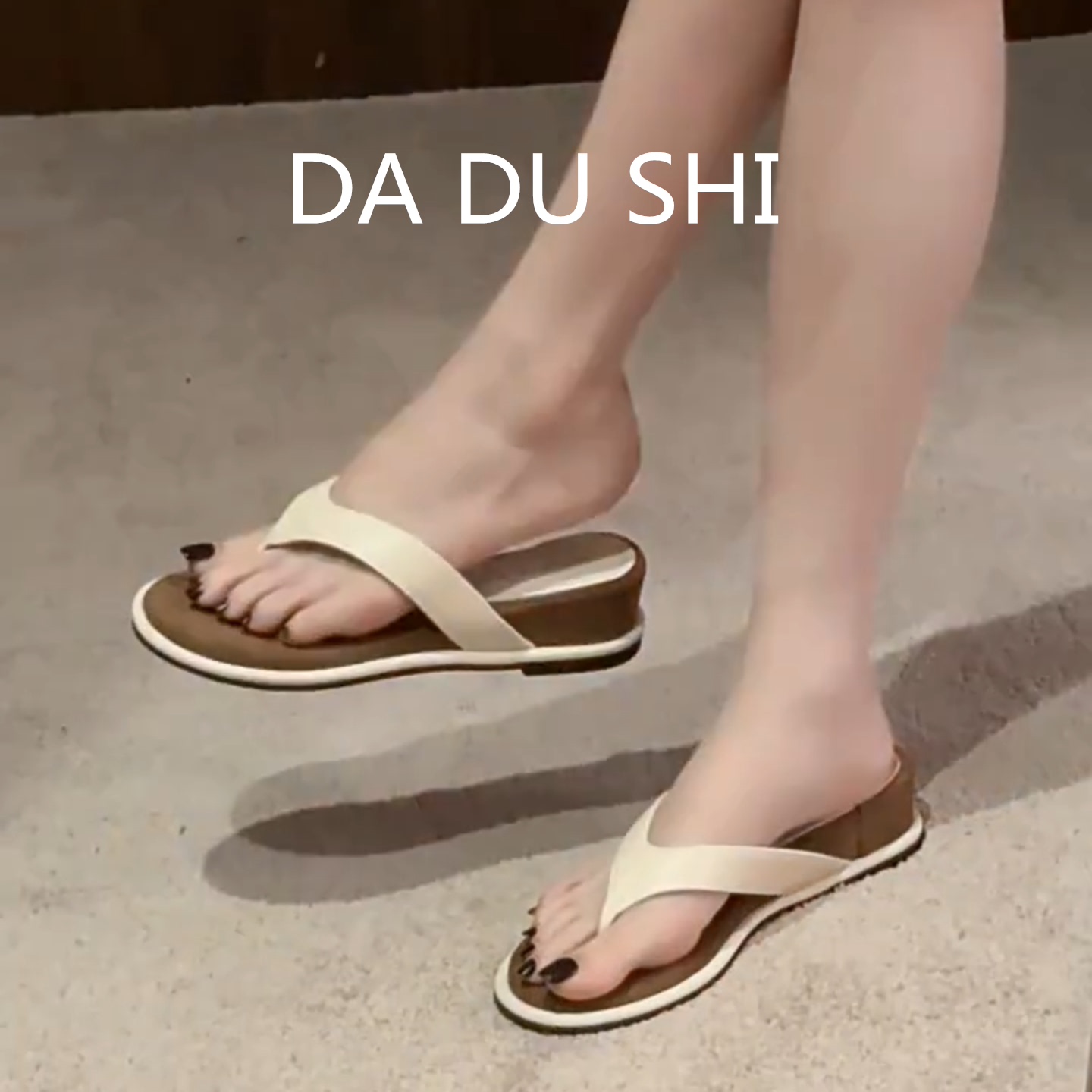 羊皮版·休闲坡跟夹趾人