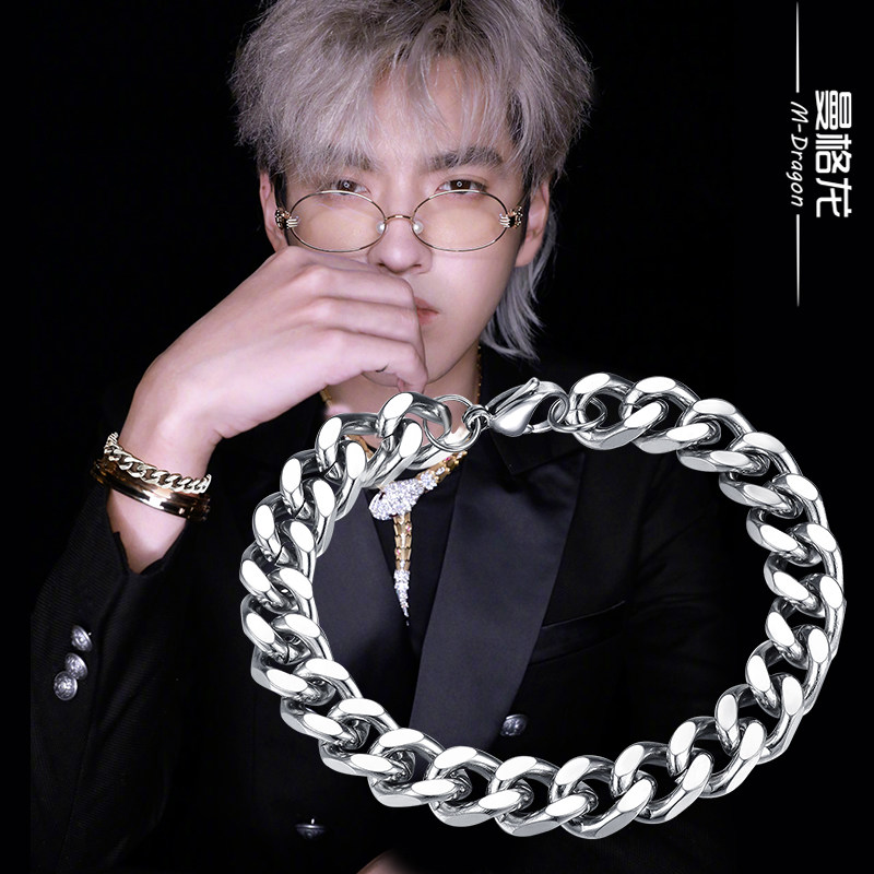 手链男韩版潮学生个性加粗嘻哈钛钢简约复古男士首饰潮青少年手环