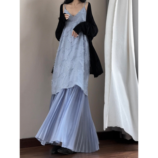 读衣术蓝色假两件吊带裙 宽松遮肉显瘦连衣裙 百褶拼接透气长裙子