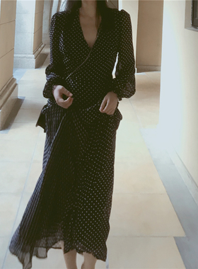 读衣术高个子连衣裙 超长款到脚踝内搭裙子 波点雪纺长袖v领长裙