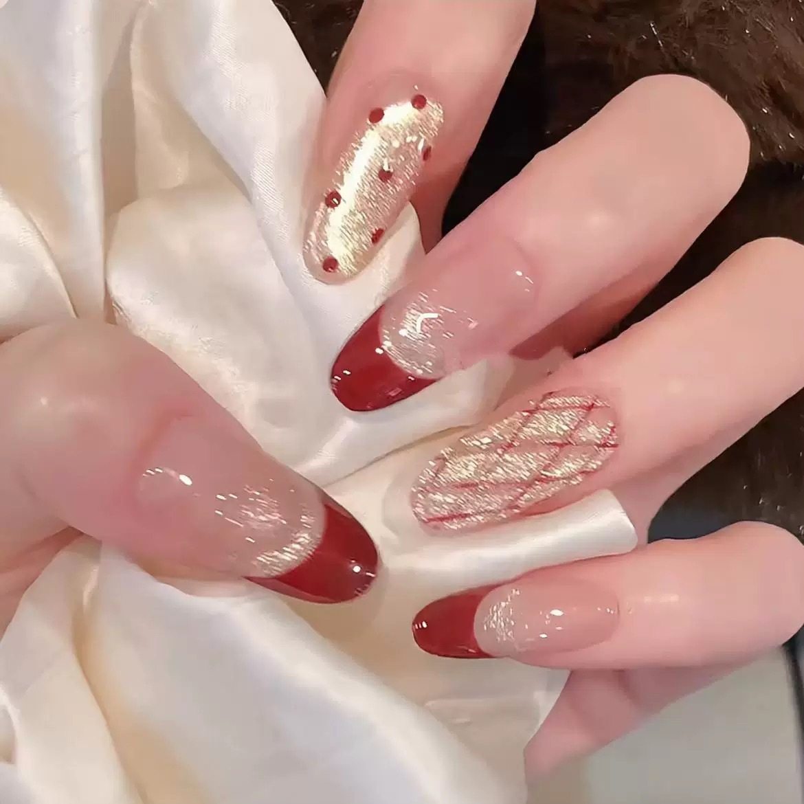 秋冬新年款红色波点猫眼格纹法式高级感日常手工穿戴美甲,彩妆/香水/美妆工具,穿戴甲/甲片,淘宝优惠券,粉丝福利购,淘宝优惠卷