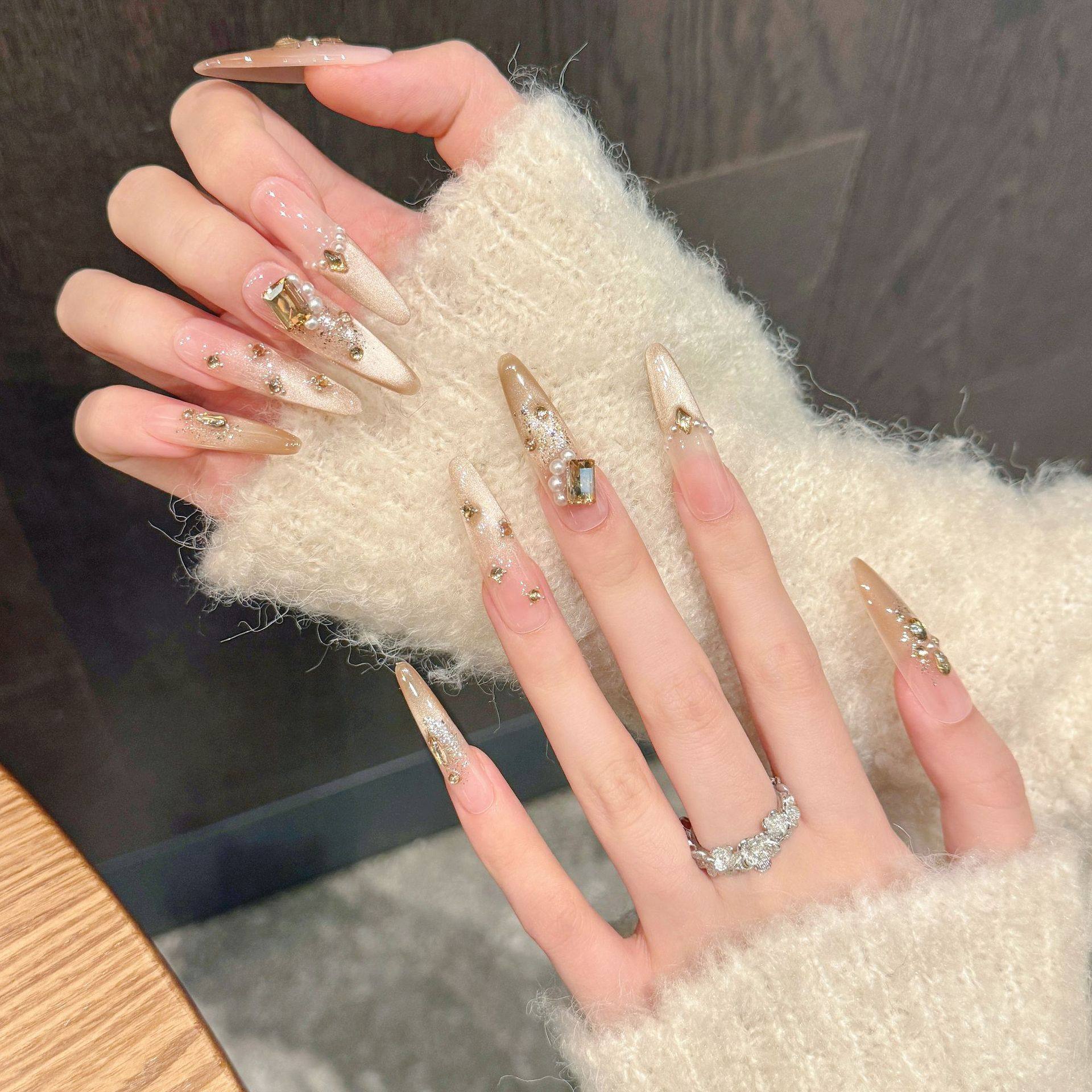 秋冬香槟美拉德猫眼千金爆闪气质高级品质穿戴甲长款美甲,彩妆/香水/美妆工具,穿戴甲/甲片,淘宝优惠券,粉丝福利购,淘宝优惠卷