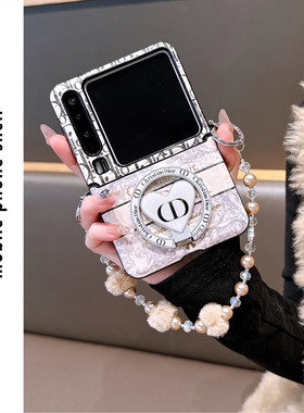ins风潮牌字母支架适用华为PuraX手机壳三星zflip7折叠屏pocket2网红新款OPPOfindN3flip女款手提链条斜挎潮