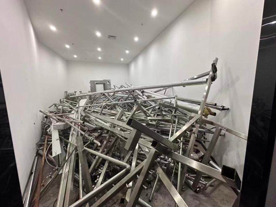 4月22日贺州存放于广西贺州市电子科技生态产业园内的四门文件柜、四门铁皮文件柜等221项财产设备网络拍卖公告