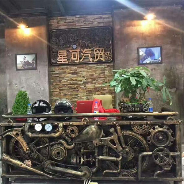 复古铁艺旧LOFT工业风金属收银酒吧台餐厅前台迎宾机械齿轮摆件