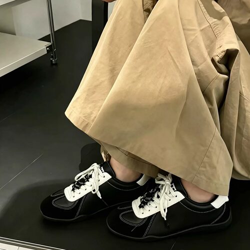 内增高德训鞋女百搭休闲运动板