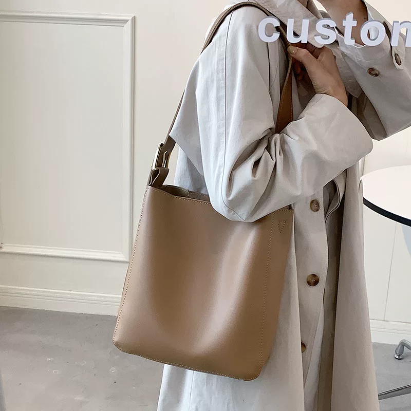Capacious one-shoulder bag, high-quality style, internet celebrity