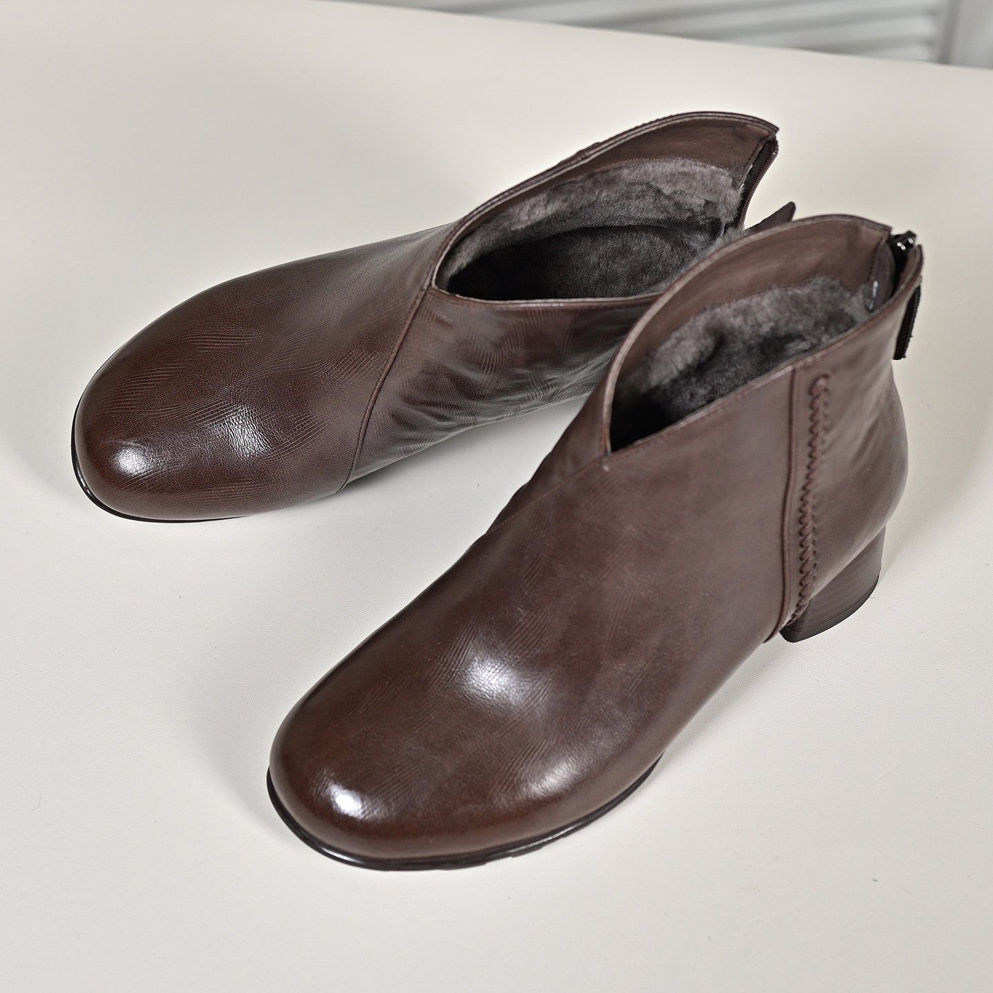 步享~牛皮圆头中跟短靴女冬季粗跟真皮后拉链羊羔毛雪地靴及踝靴,女鞋,时尚雪地靴,淘宝优惠券,粉丝福利购,淘宝优惠卷