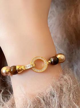 2024新款百搭耐看中式虎眼石珍珠手串小众设计轻奢款环环相扣手链