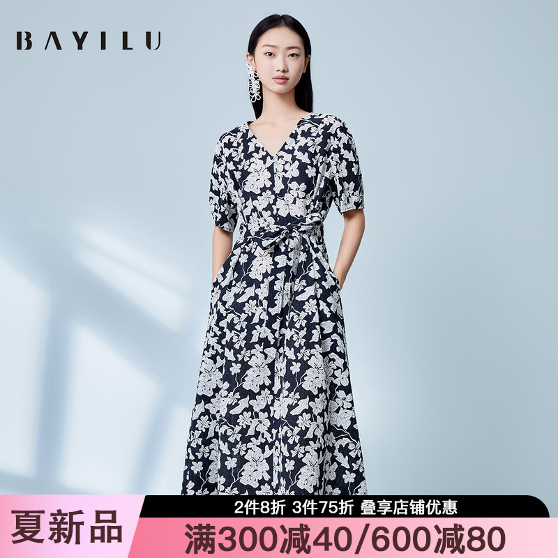 芭依璐2025夏季新款连衣裙女法式复古印花v领收腰显瘦高级感长裙