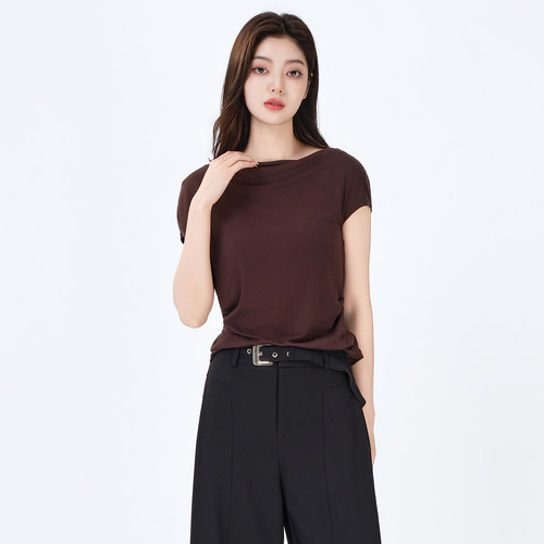 芭依璐气质酒红色一字领短袖T恤女2026夏季新款褶皱收腰针织上衣