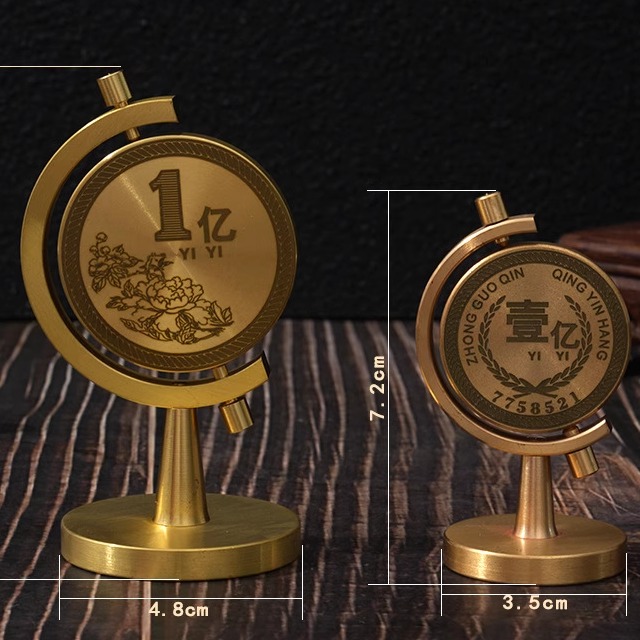 解压感新款桌面黄铜旋转摆件