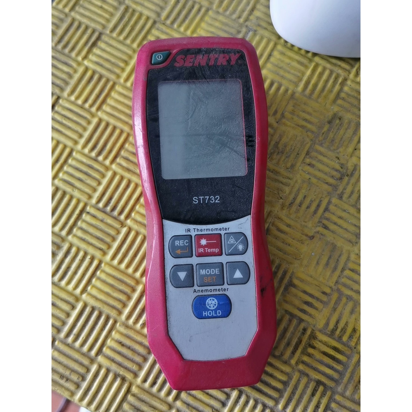 SENTRY   ST732  裸机一部 如图所示