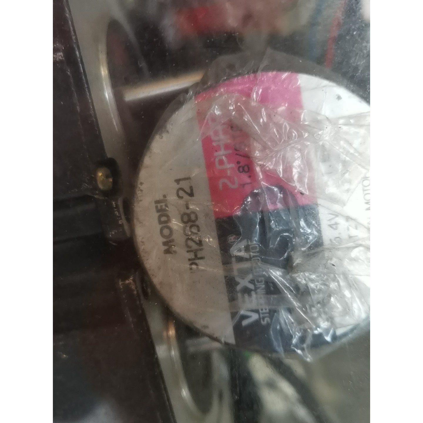 VEXTA两相步进电机PH268-21B,PH268-21M