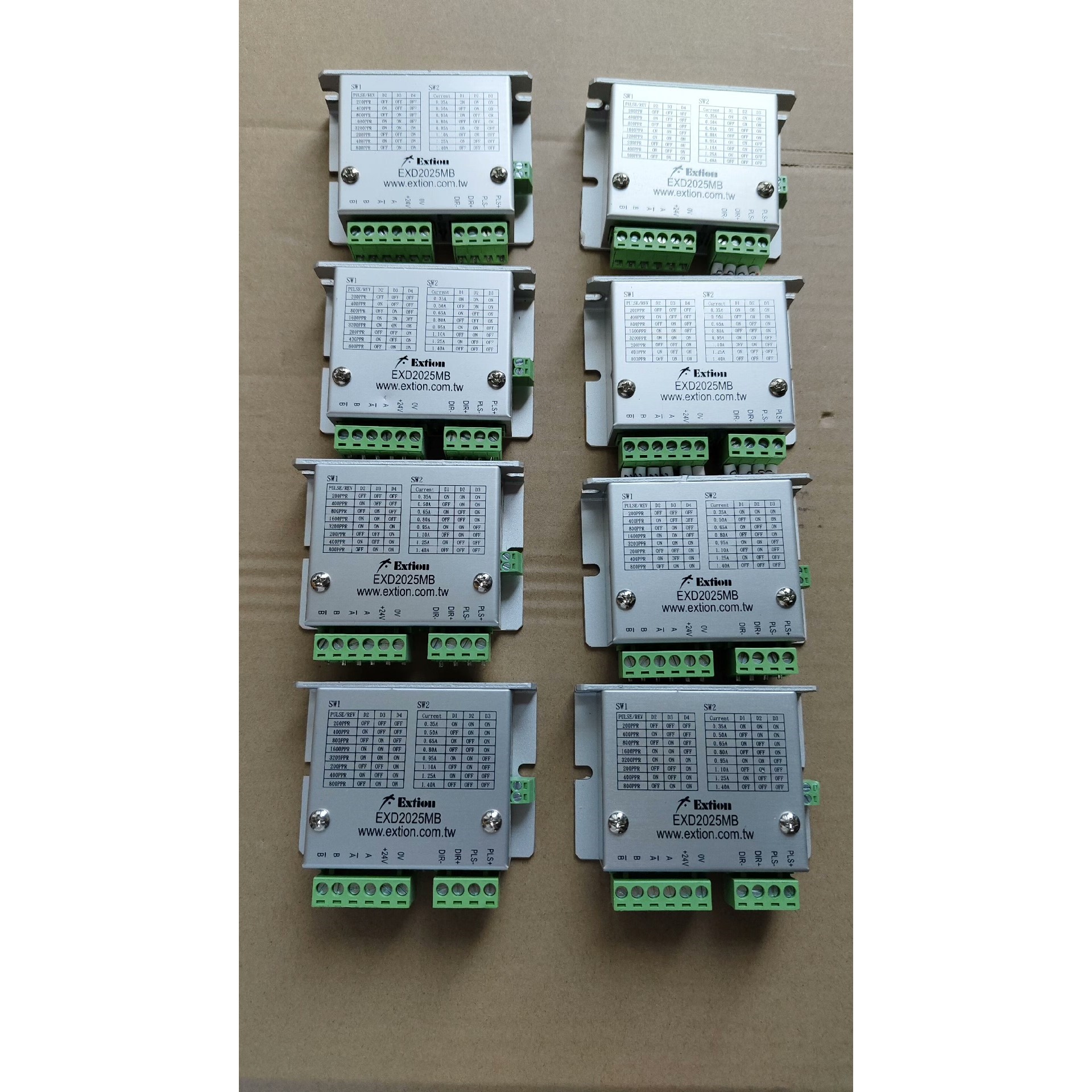 成色漂亮台湾大内驱动器EXD2025MB,拆机件实物拍摄8个