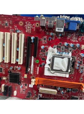 出一块研华AIMB-701拆机主板,红色的,接口丰富,有多种