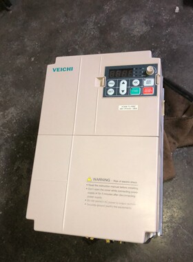 伟创变频AC80B一T3一7R5G、380V7.5KW刚刚从